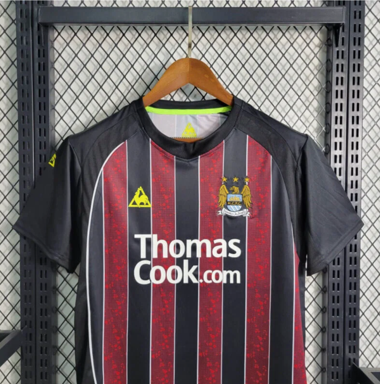 Manchester City 08/09 Retro Jersey - Men's