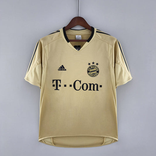 FC Bayern Munich Retro Jersey 2004/05 - Mens